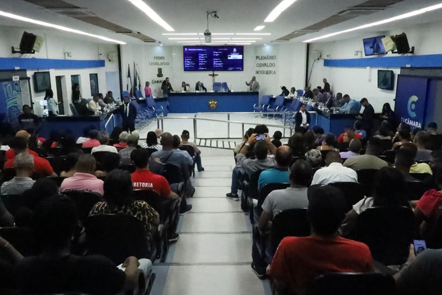 Reforma em moradias populares e aprimoramento do atendimento à mulher vítima de violência são temas de matérias aprovadas pela Câmara